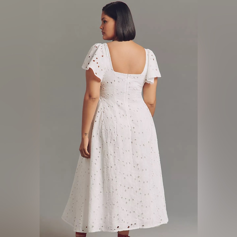 NWT Size XL - Extro&Vert Ada Flutter-Sleeve Broderie Midi Dress (NWT US$ 123) - Picture 4 of 16